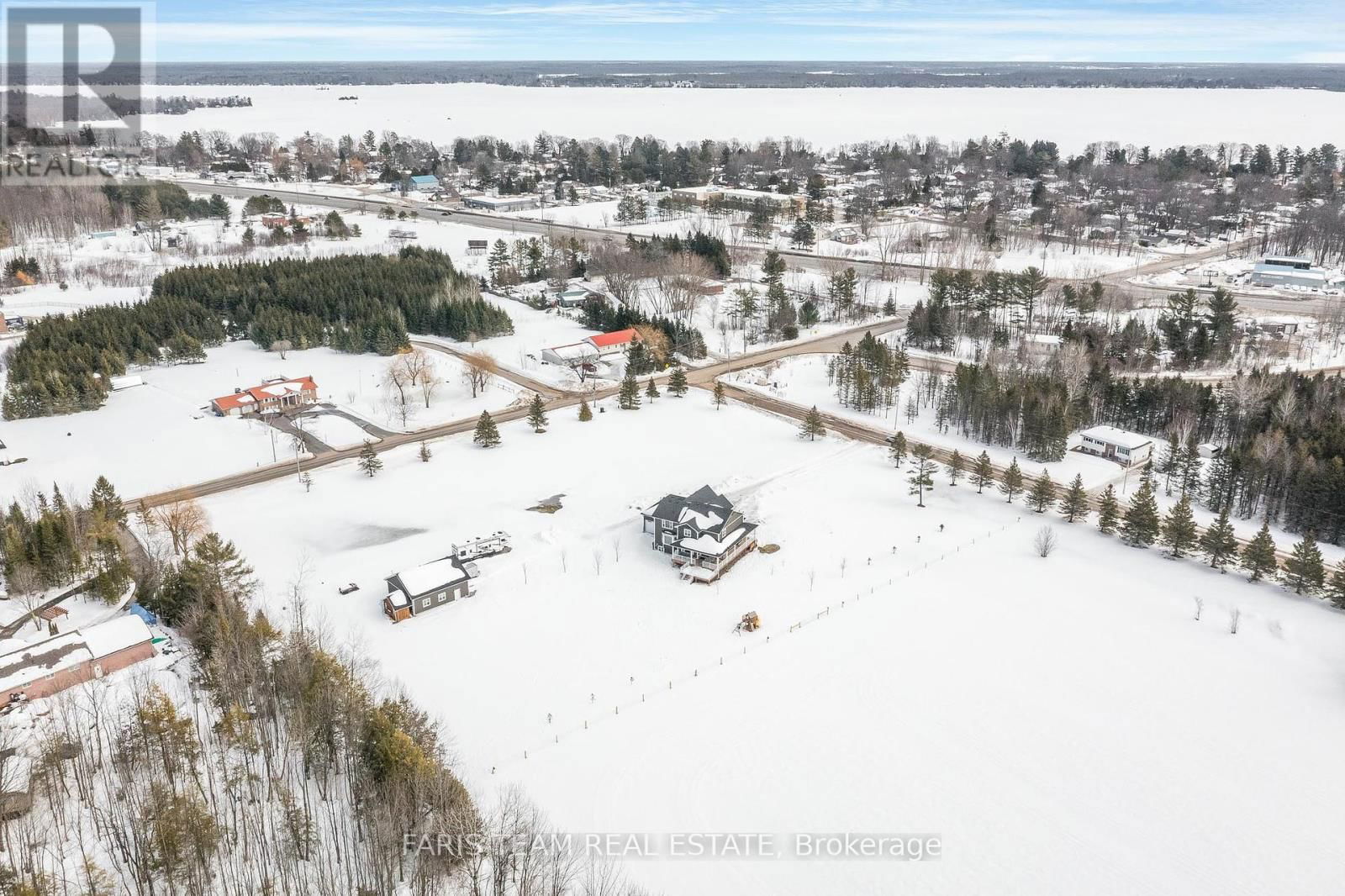 2448 STOCKDALE ROAD Image 32