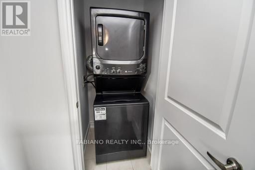 36 AUTUMN DRIVE Image 22