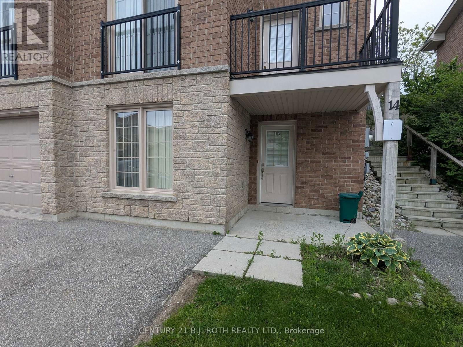 13 - 175 STANLEY STREET Image 1