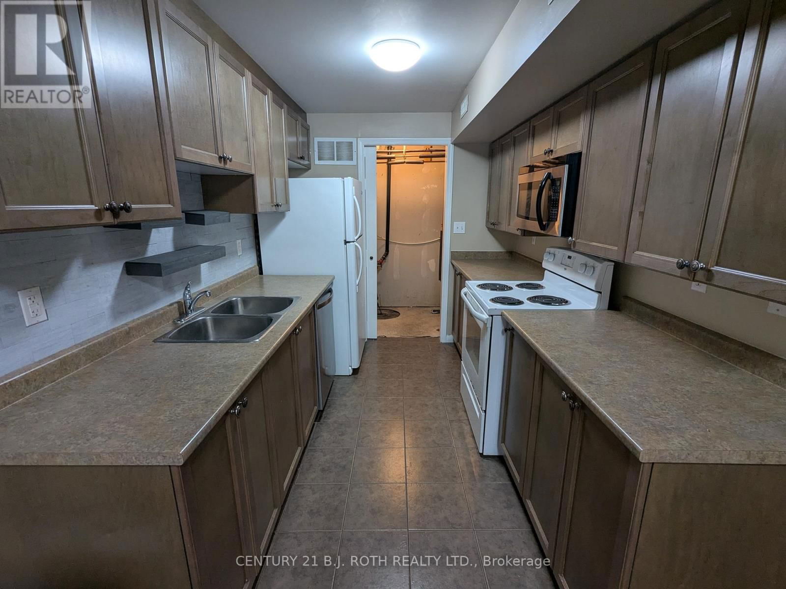 13 - 175 STANLEY STREET Image 7