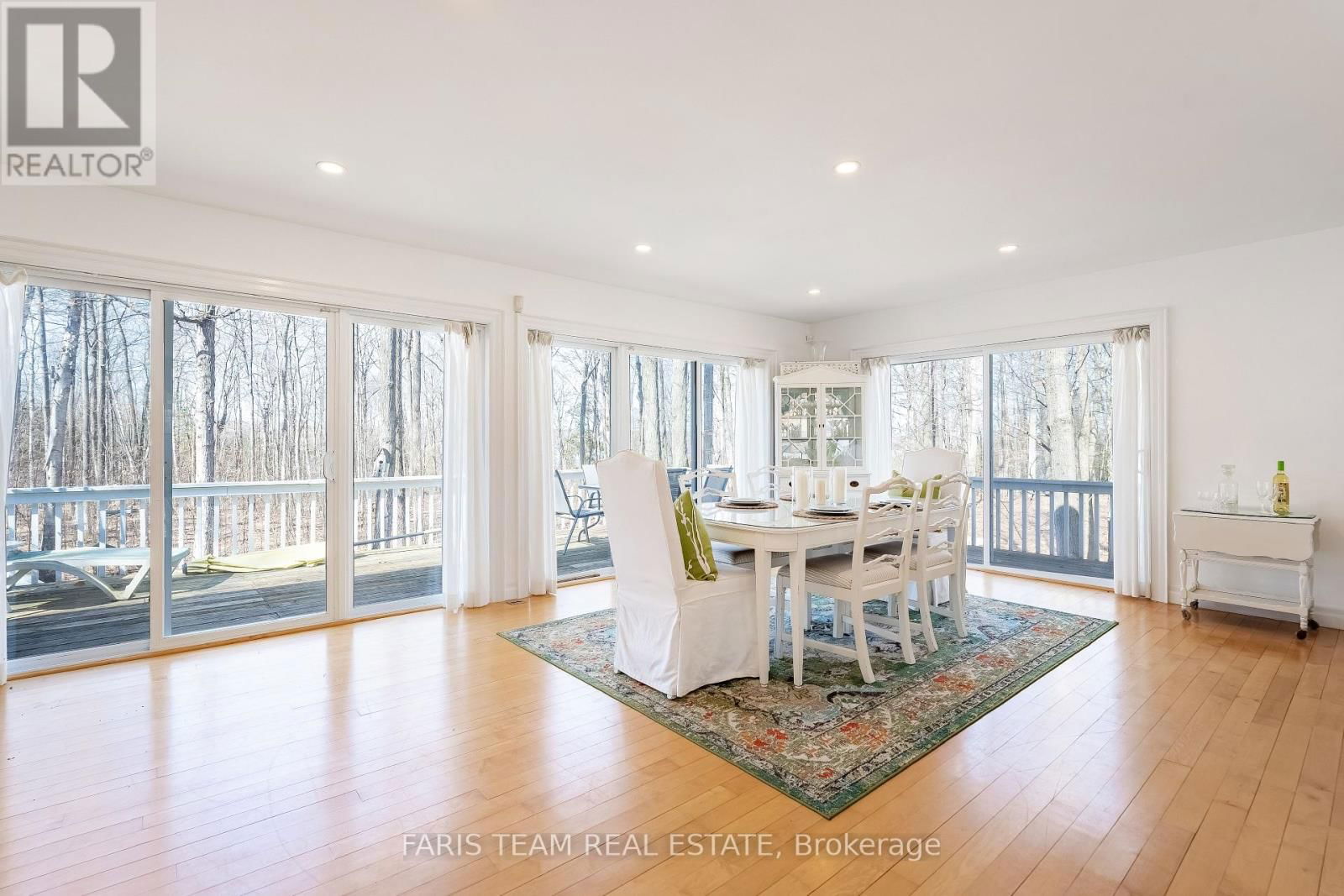 104 SILVER BIRCH DRIVE Image 12