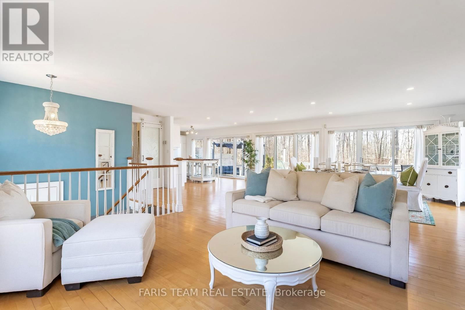 104 SILVER BIRCH DRIVE Image 14