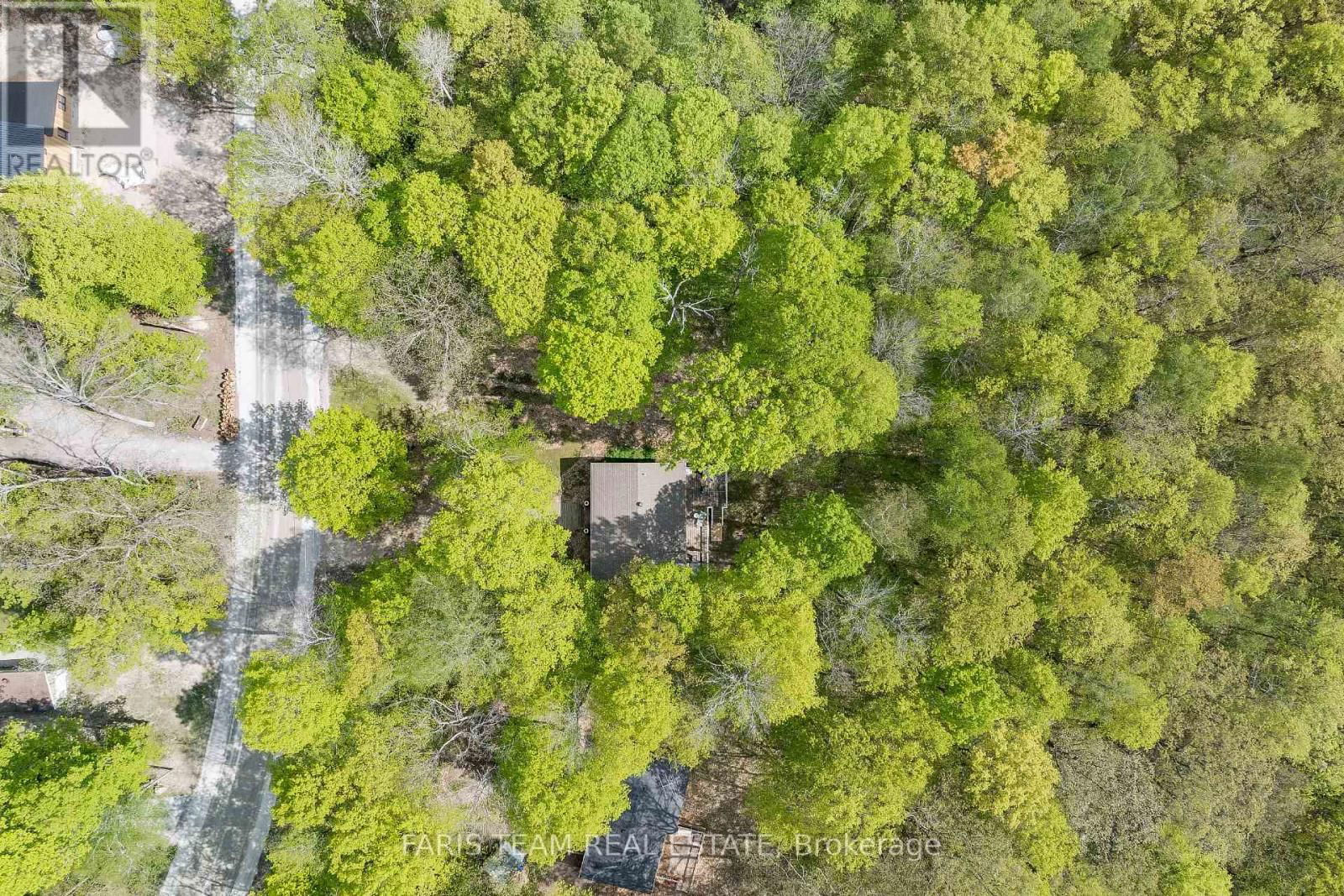 104 SILVER BIRCH DRIVE Image 32