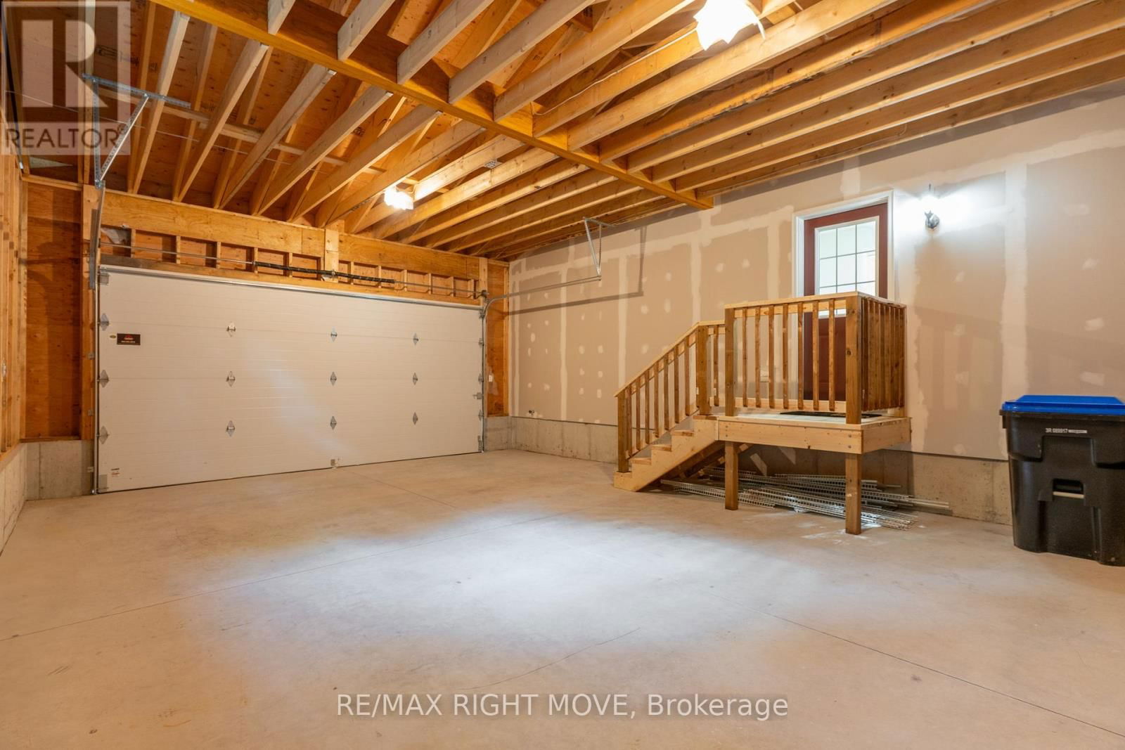 1 OJIBWAY COURT Image 35