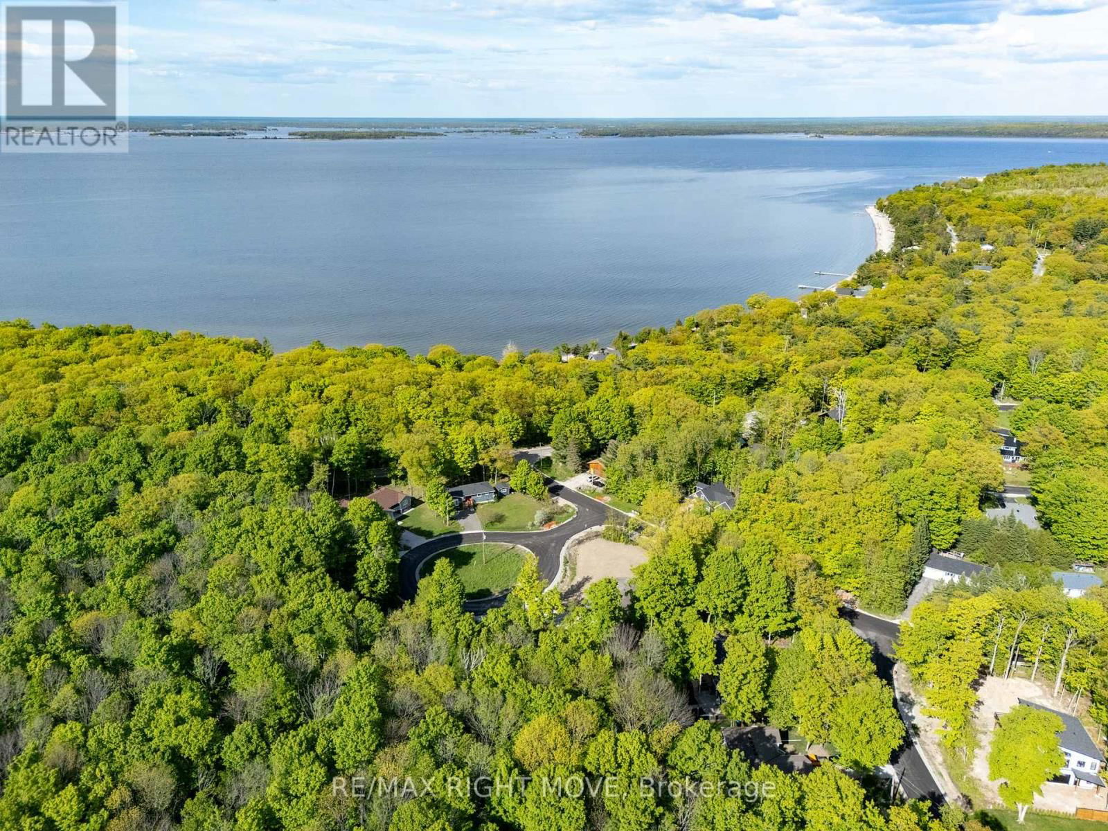 1 OJIBWAY COURT Image 42