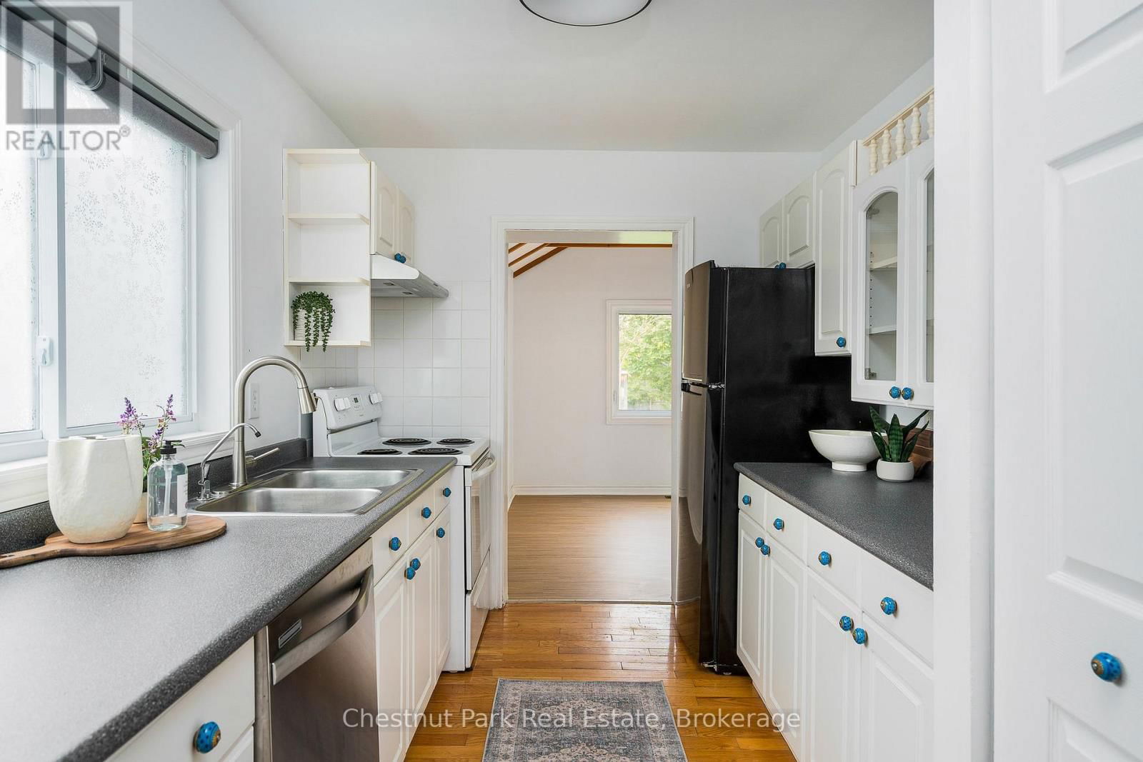 83 NINTH STREET Image 24