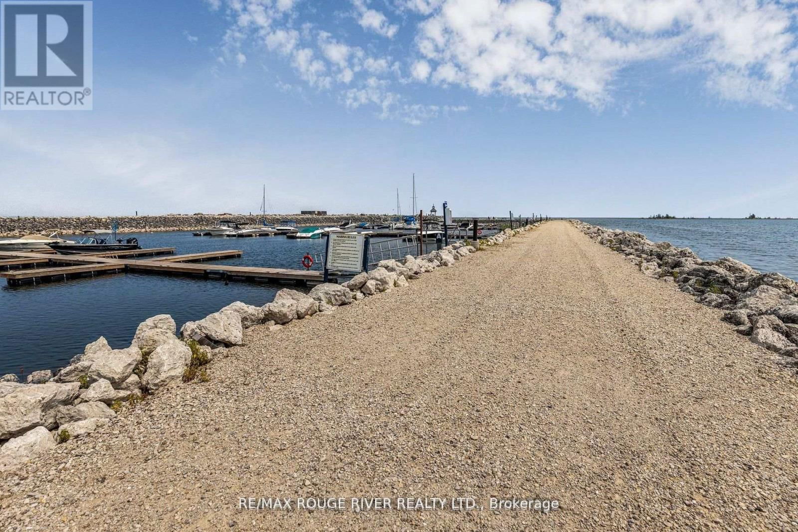 121 - 8 RAMBLINGS WAY Image 17