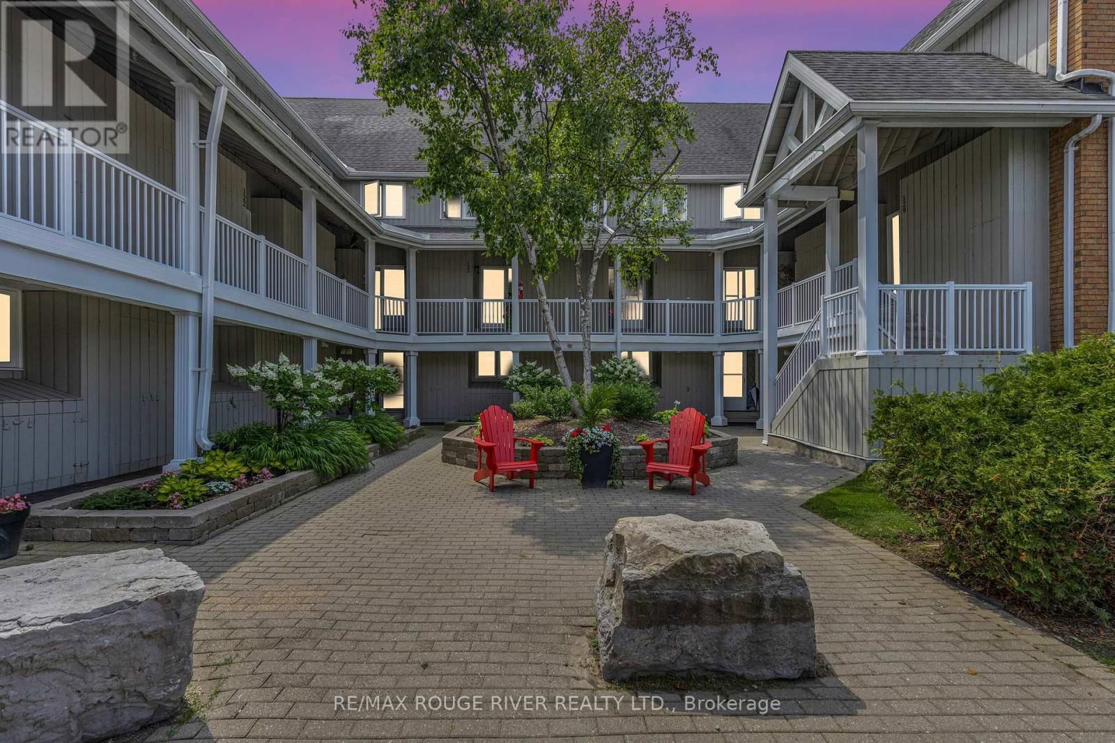 121 - 8 RAMBLINGS WAY Image 35