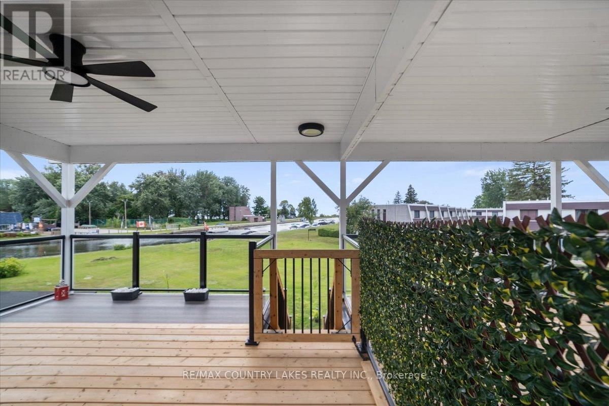 9 - 3 PARADISE BOULEVARD Image 25
