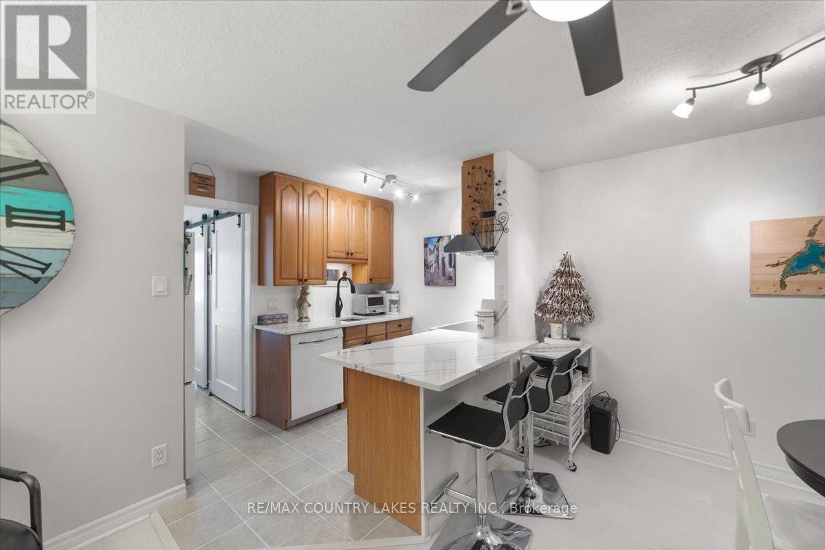 9 - 3 PARADISE BOULEVARD Image 9