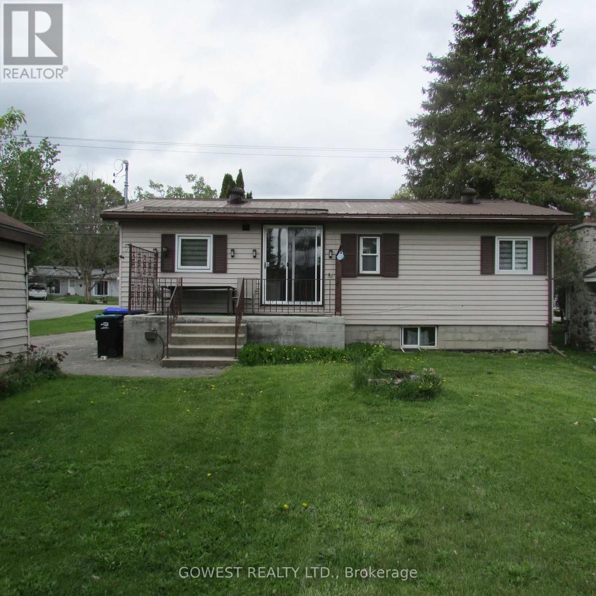 137 FIRST AVENUE Image 16