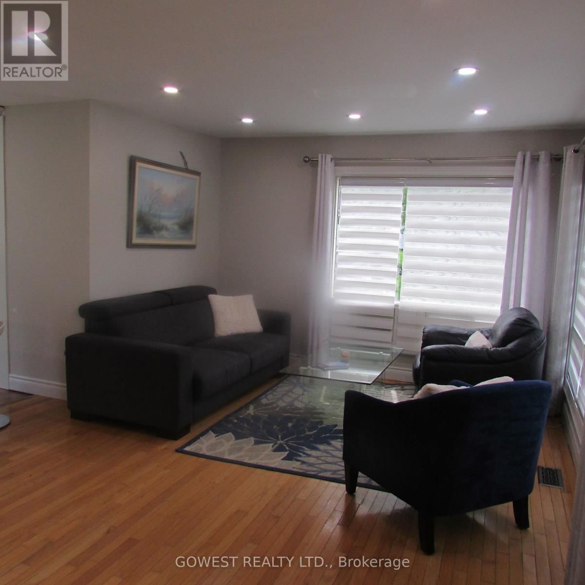 137 FIRST AVENUE Image 4