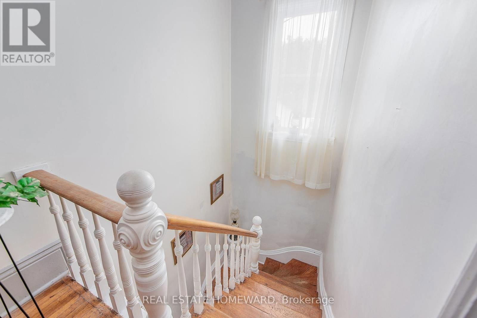 75 PATRICK STREET Image 37