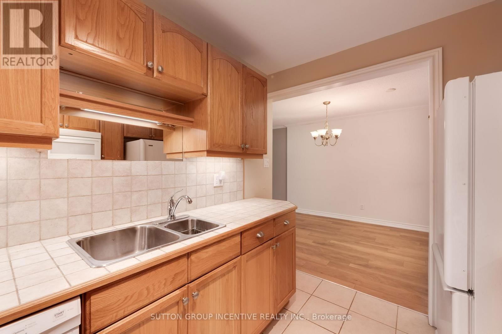 305 - 131 CLAPPERTON STREET Image 20
