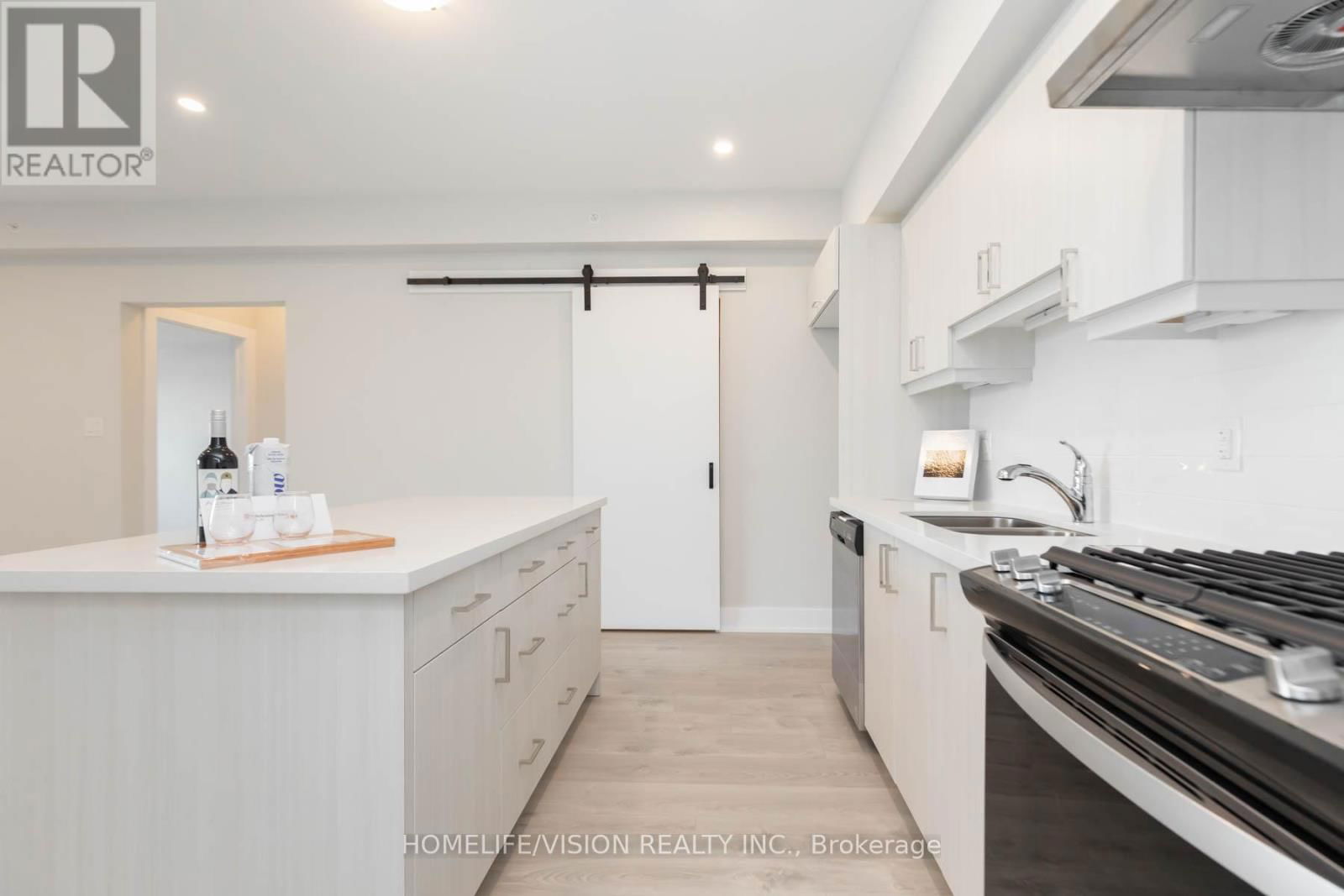 410 - 1 CHEF LANE Image 13