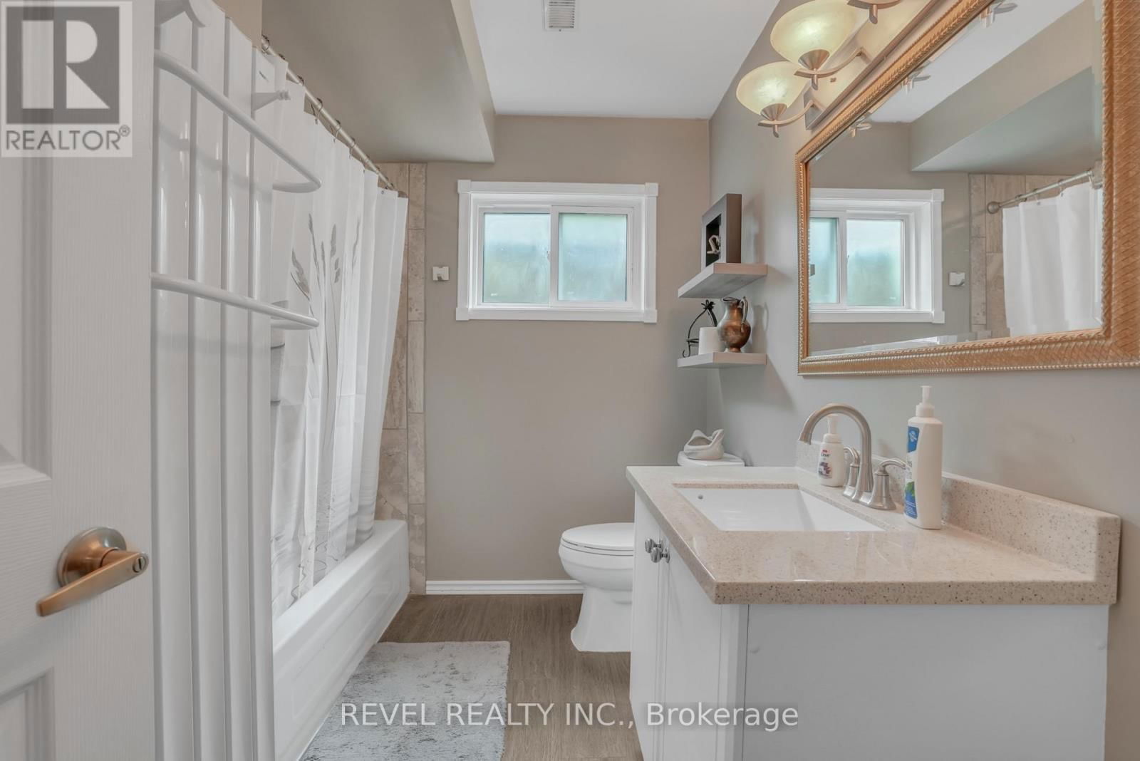59 WITHALL GROVE Image 36