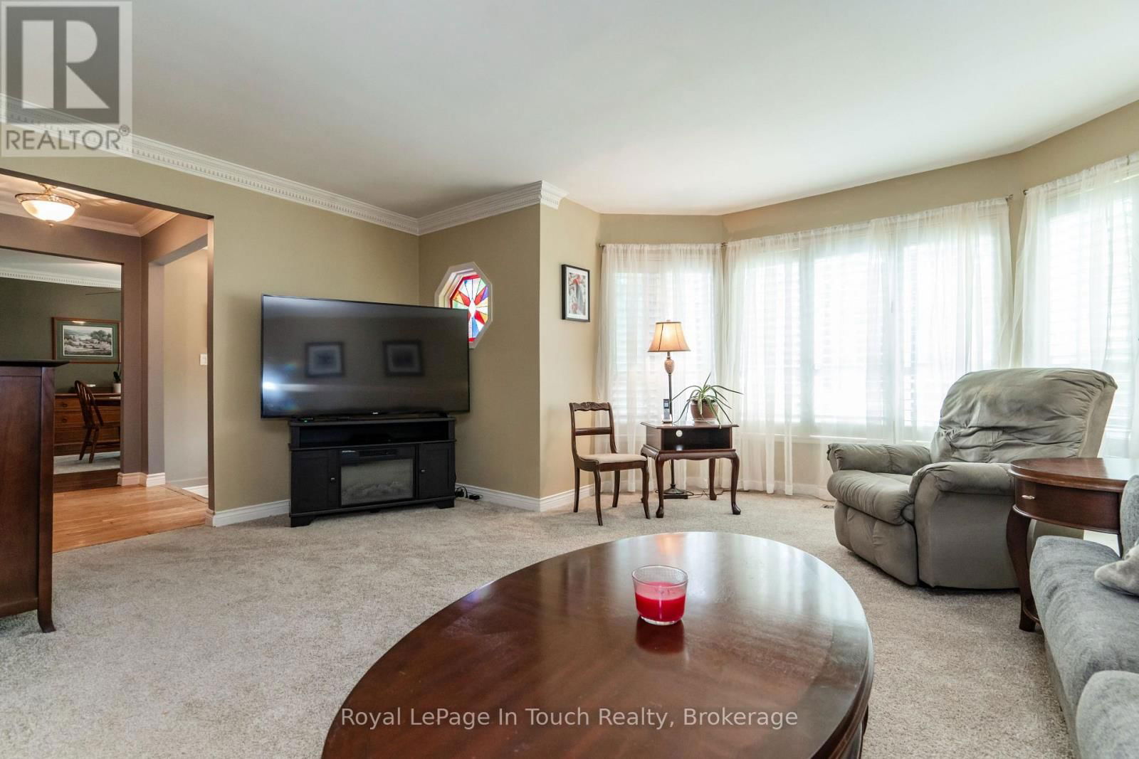 66 JOLIET CRESCENT Image 20