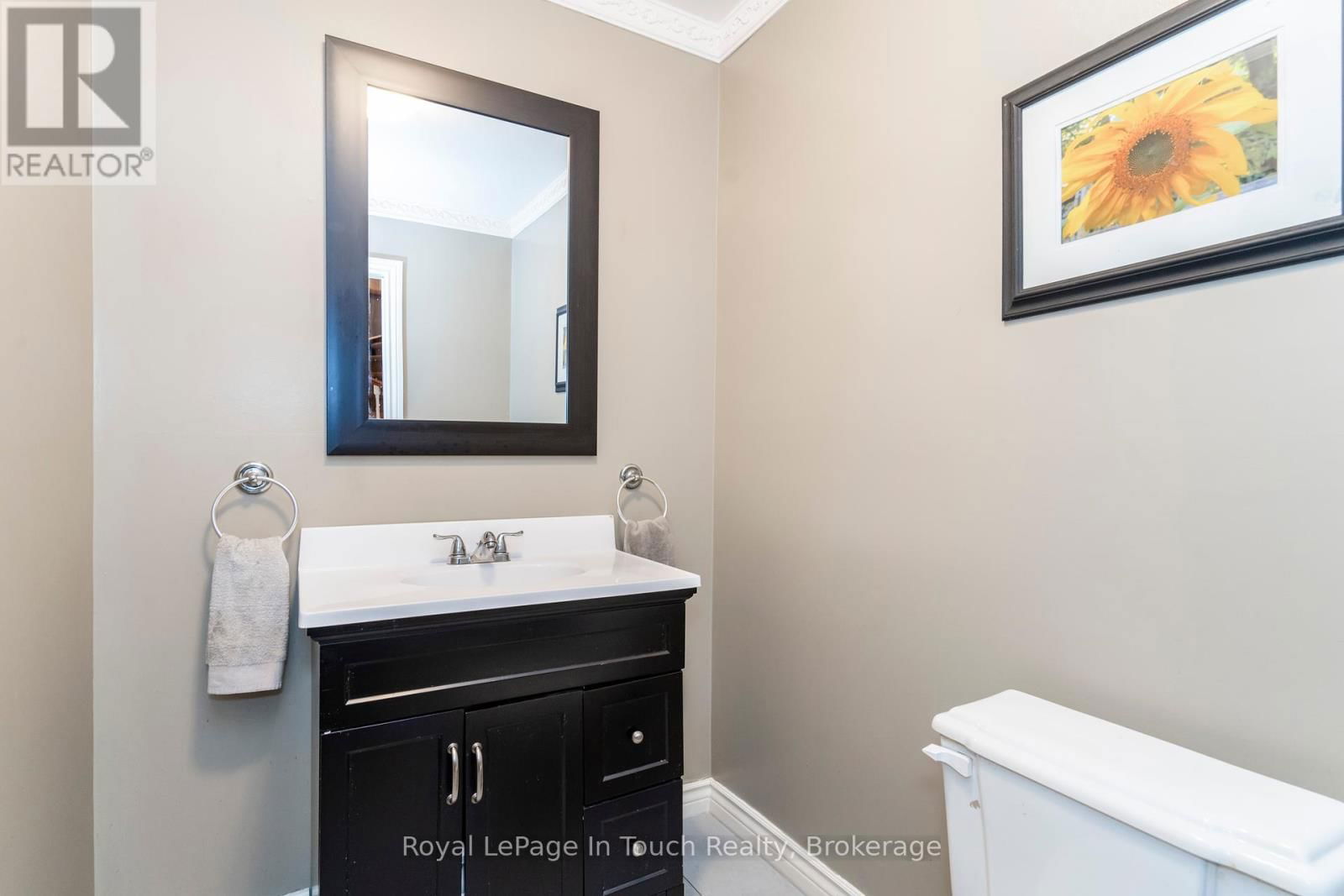 66 JOLIET CRESCENT Image 23