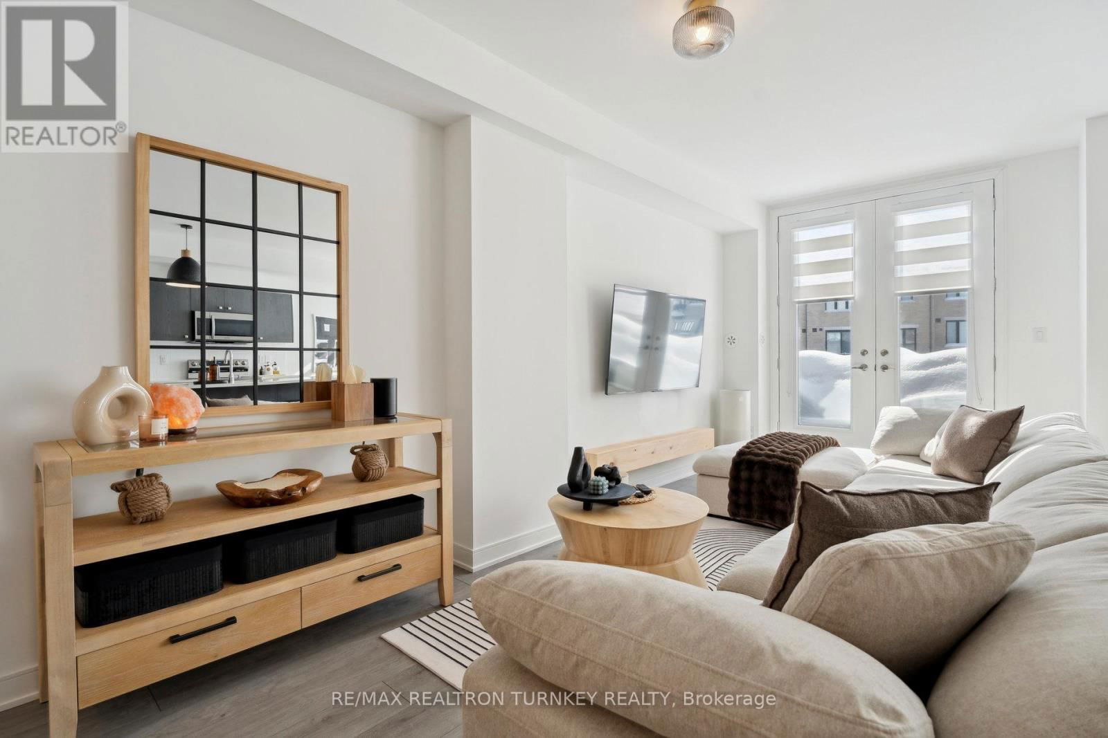 28 SPRY LANE Image 10