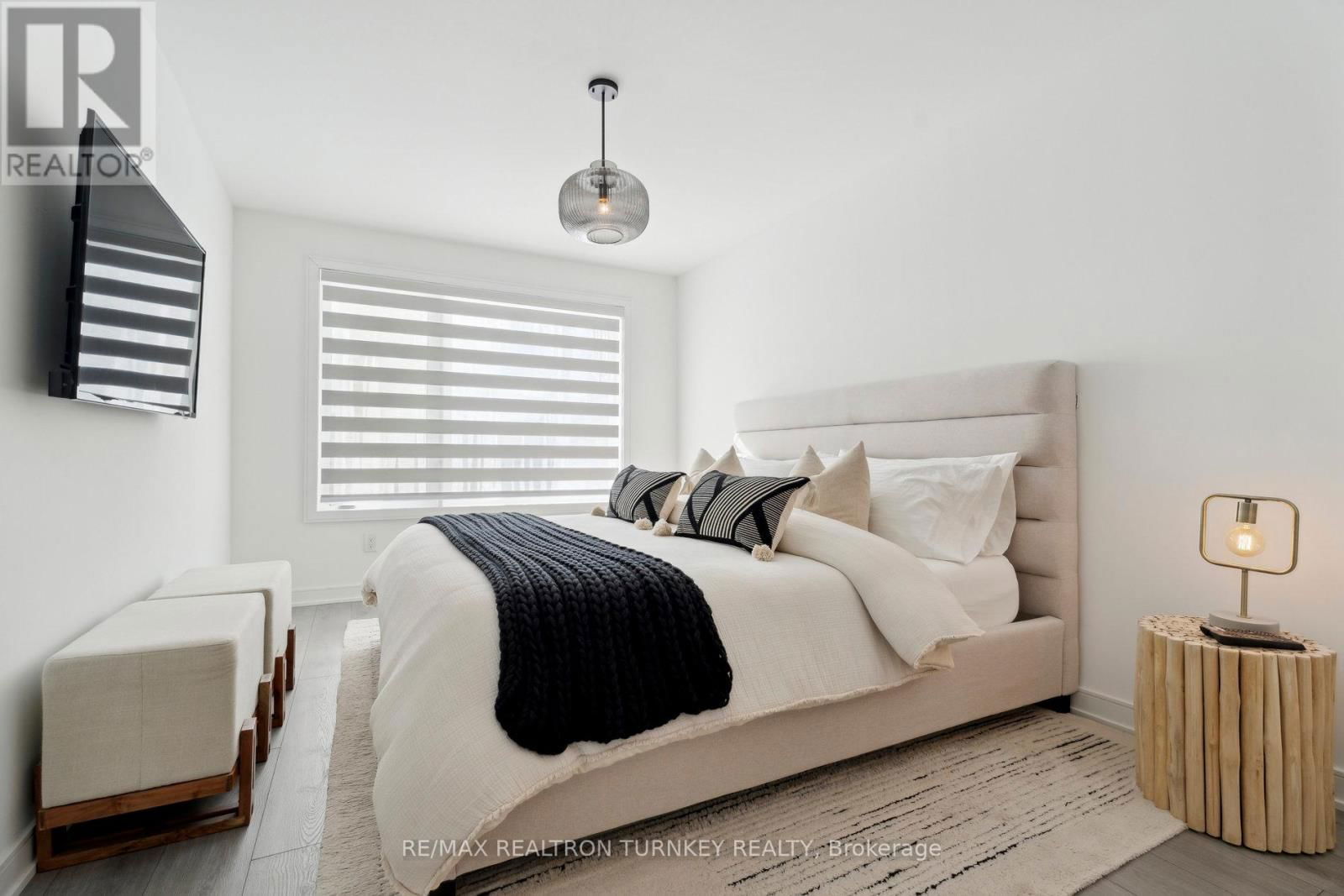 28 SPRY LANE Image 24