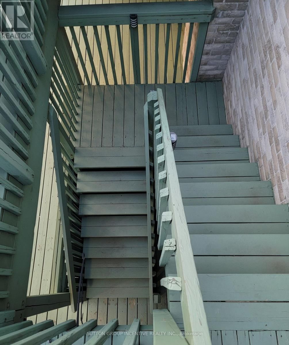 92 SUNDEW DRIVE Image 13