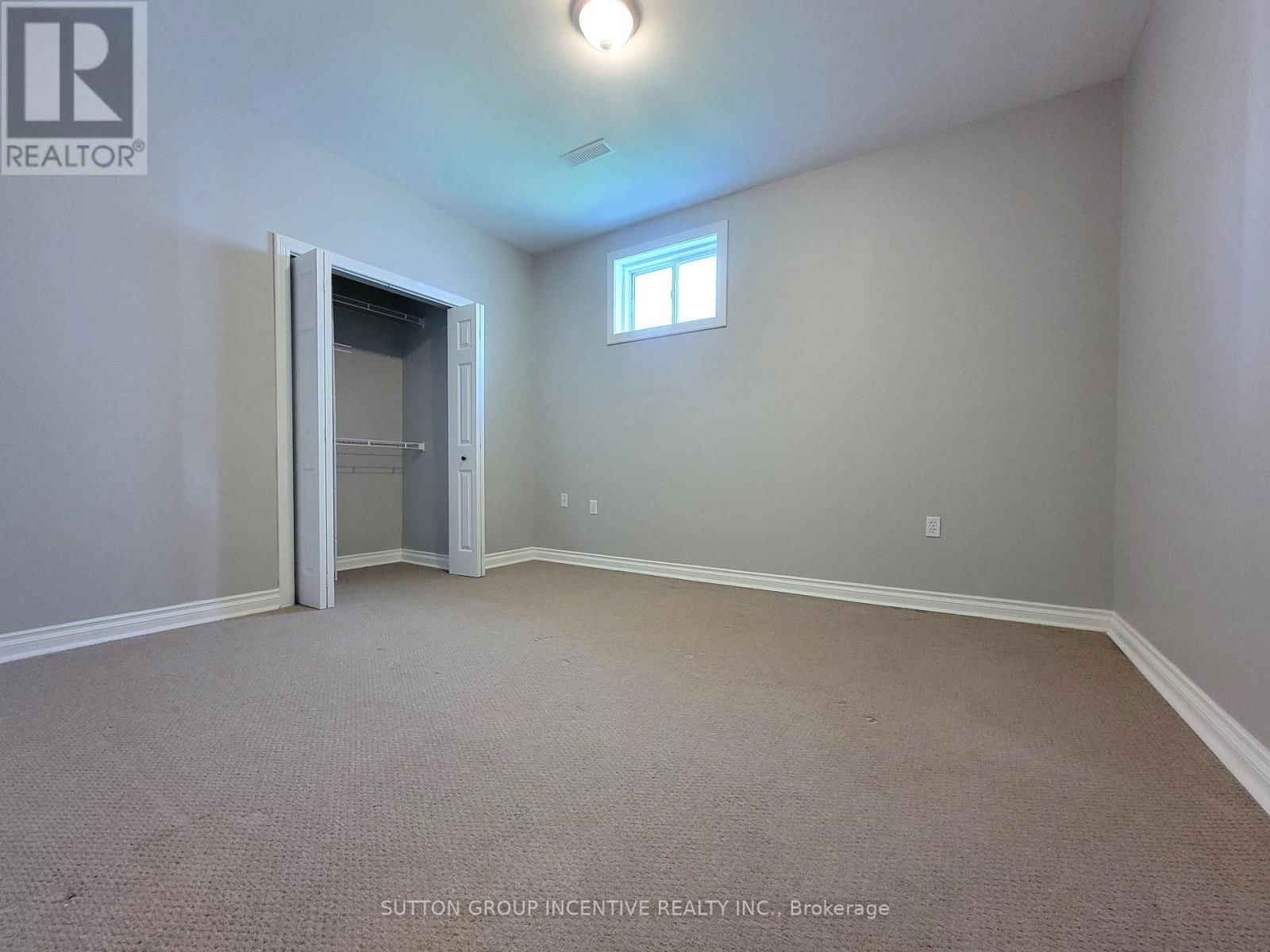 92 SUNDEW DRIVE Image 42