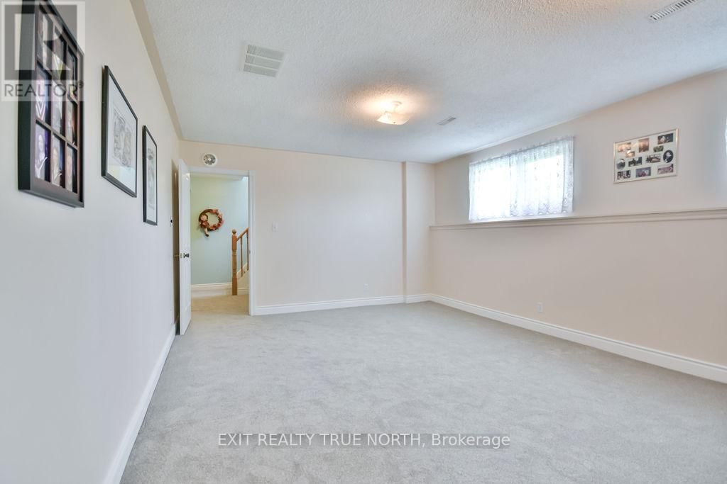 16 HEPINSTALL PLACE Image 20