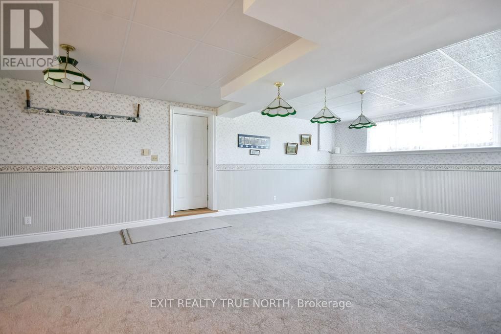 16 HEPINSTALL PLACE Image 23