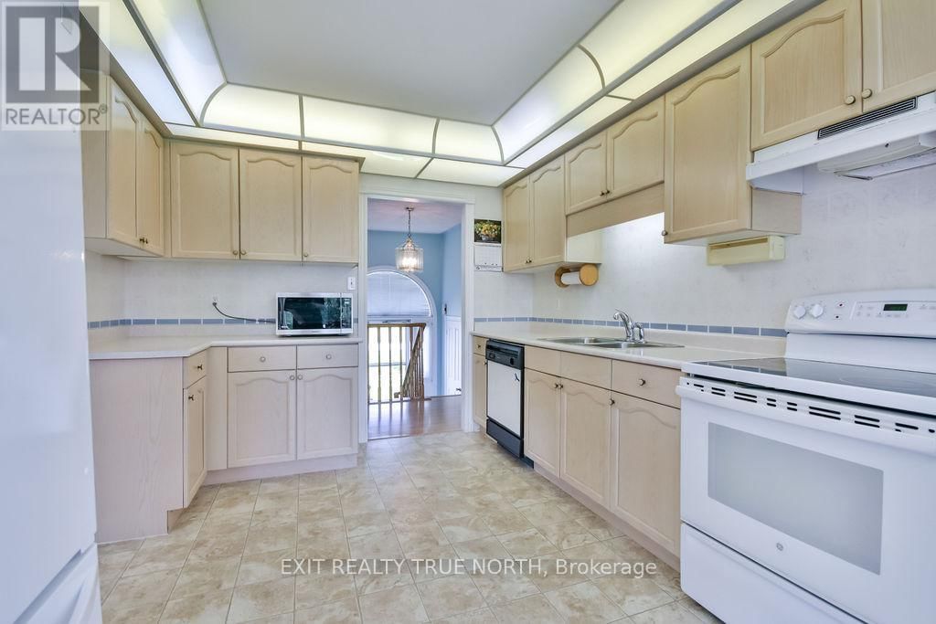 16 HEPINSTALL PLACE Image 8