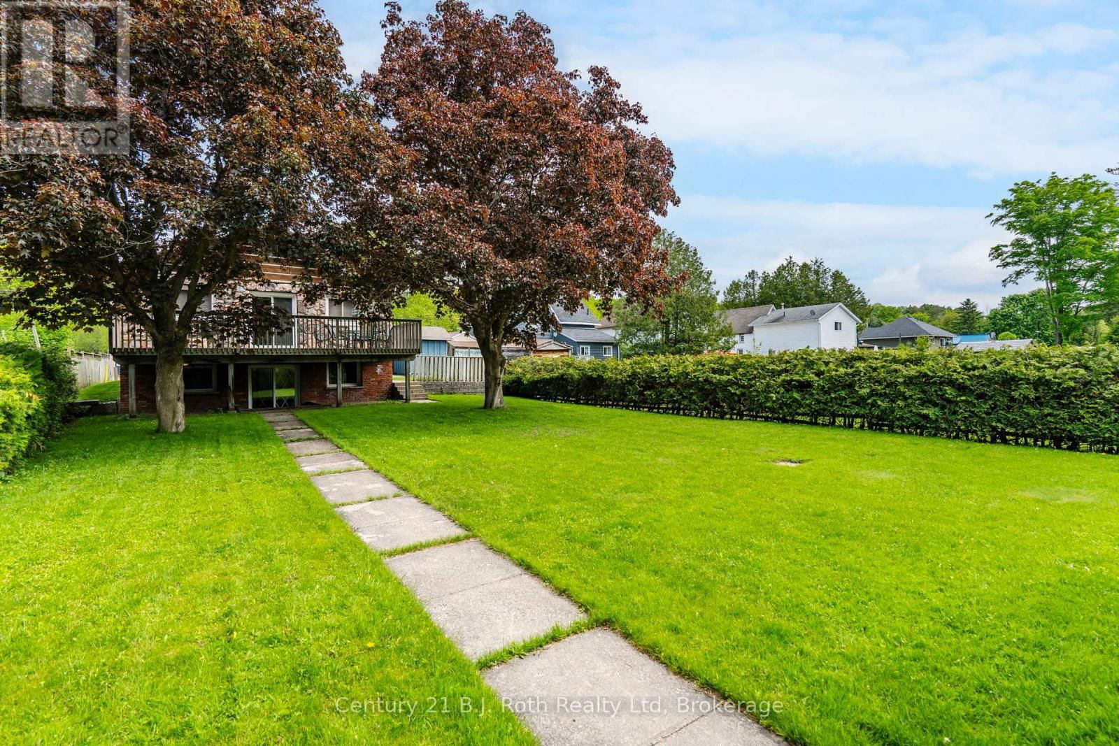 56 FOX STREET Image 42