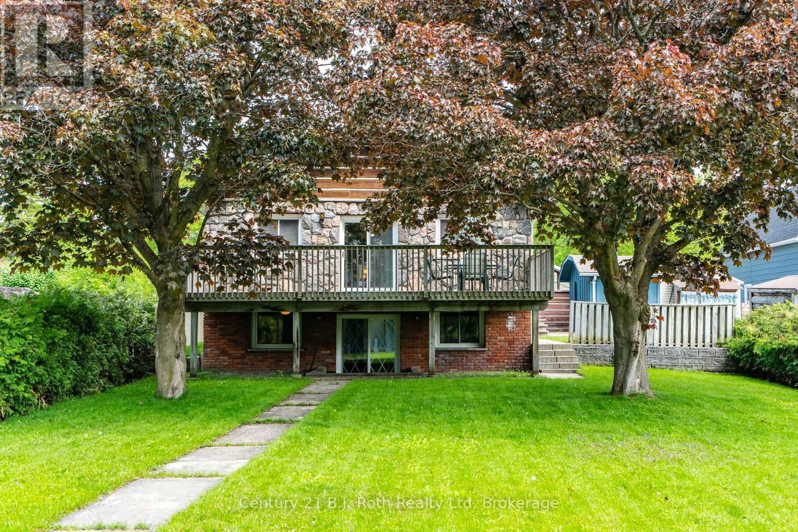 56 FOX STREET Image 44