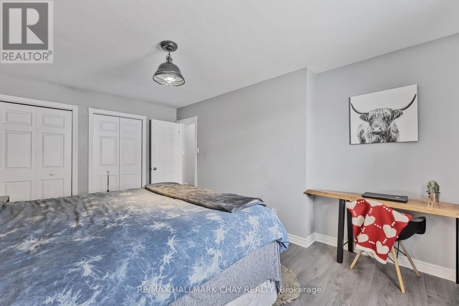 68 ANDERSON CRESCENT Image 24