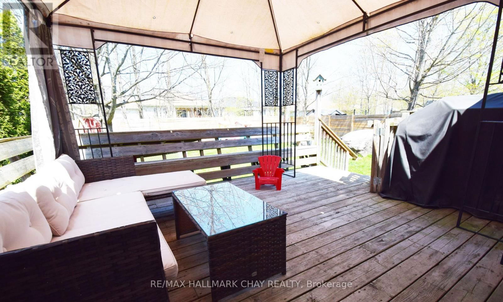 68 ANDERSON CRESCENT Image 3