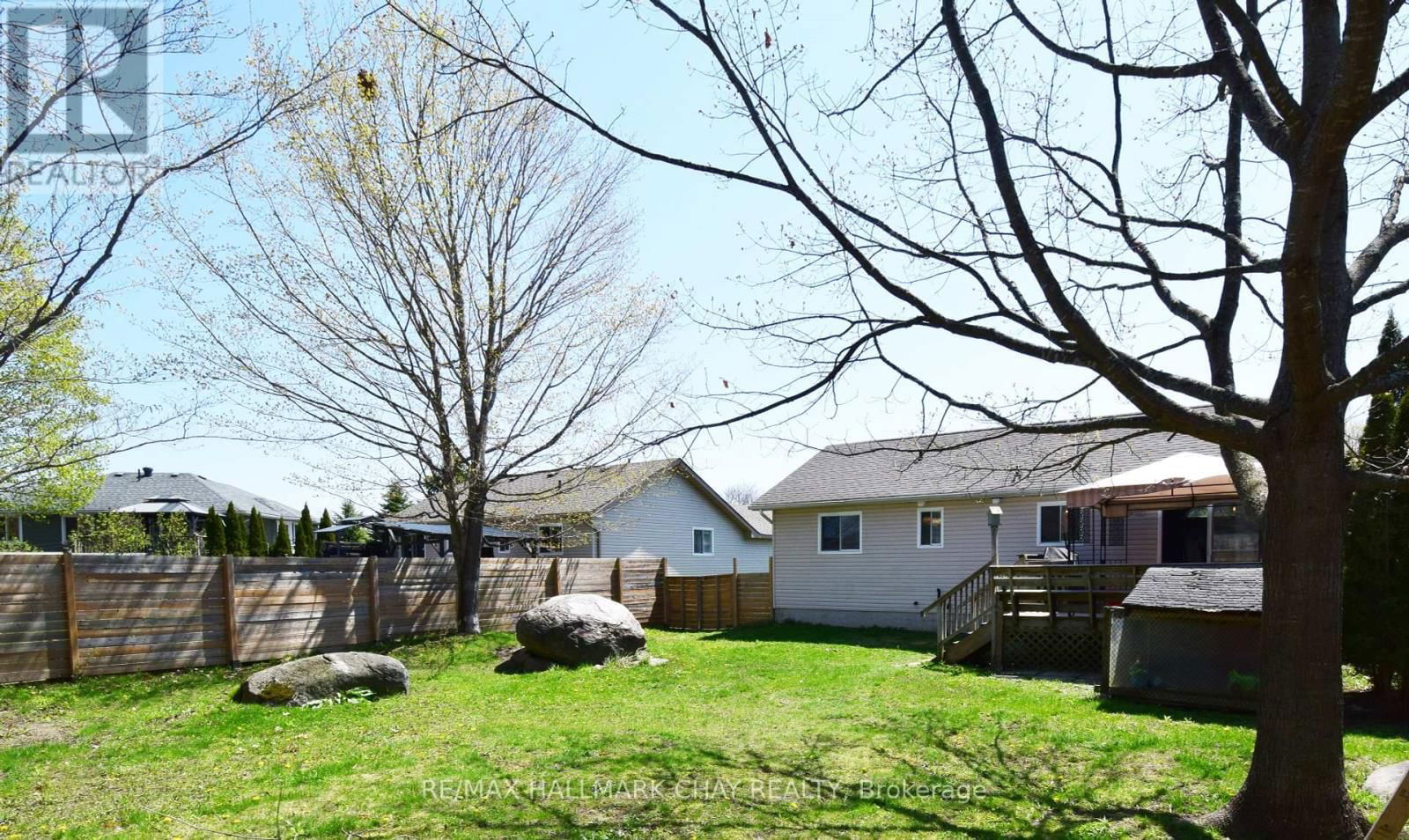 68 ANDERSON CRESCENT Image 8
