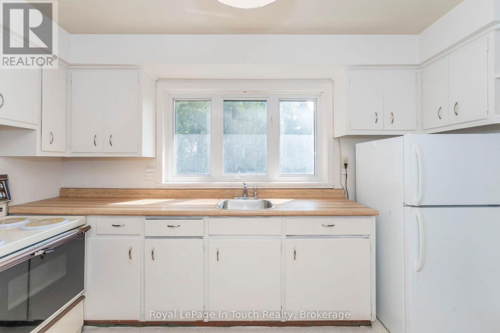 828 HUGEL AVENUE Image 10