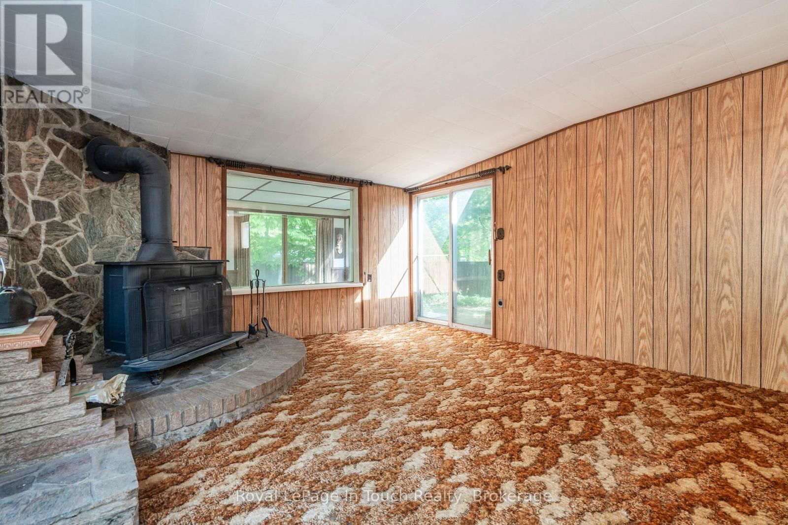 828 HUGEL AVENUE Image 19