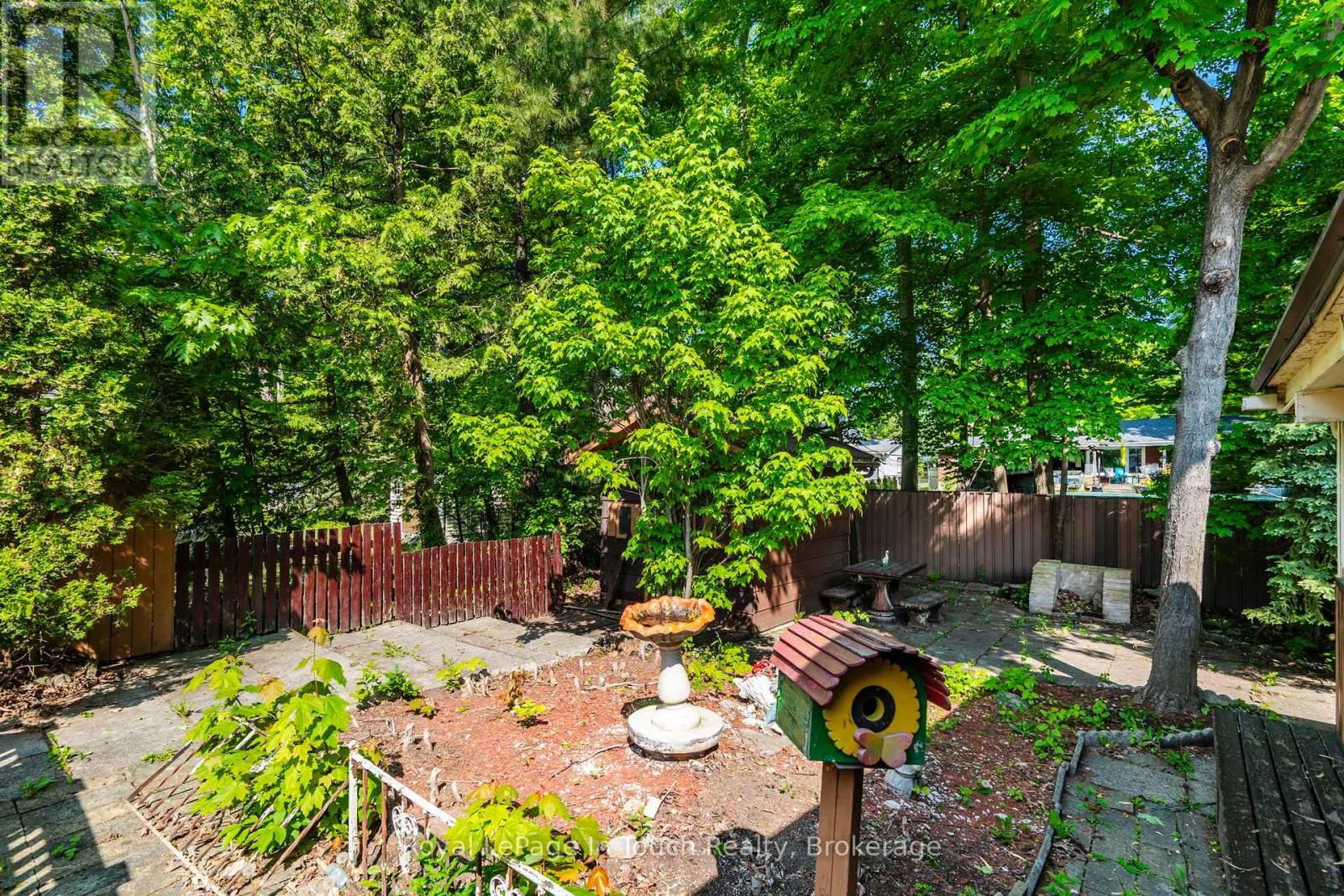 828 HUGEL AVENUE Image 27