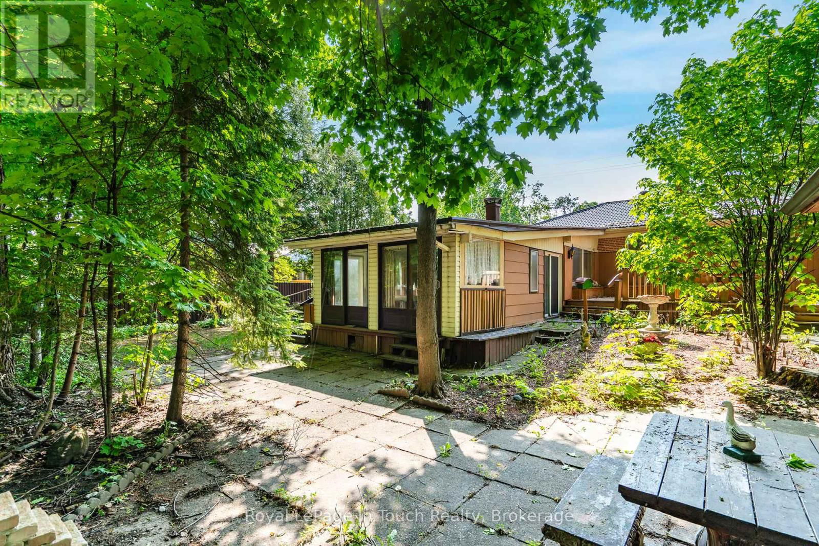 828 HUGEL AVENUE Image 30
