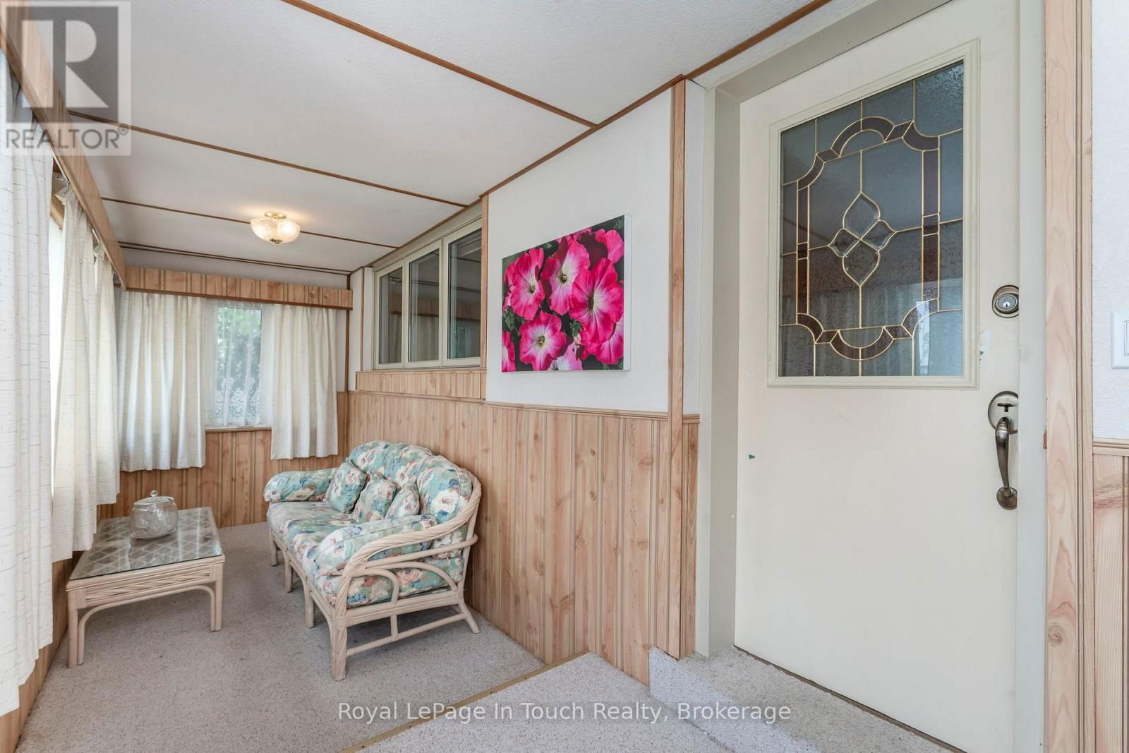 828 HUGEL AVENUE Image 4