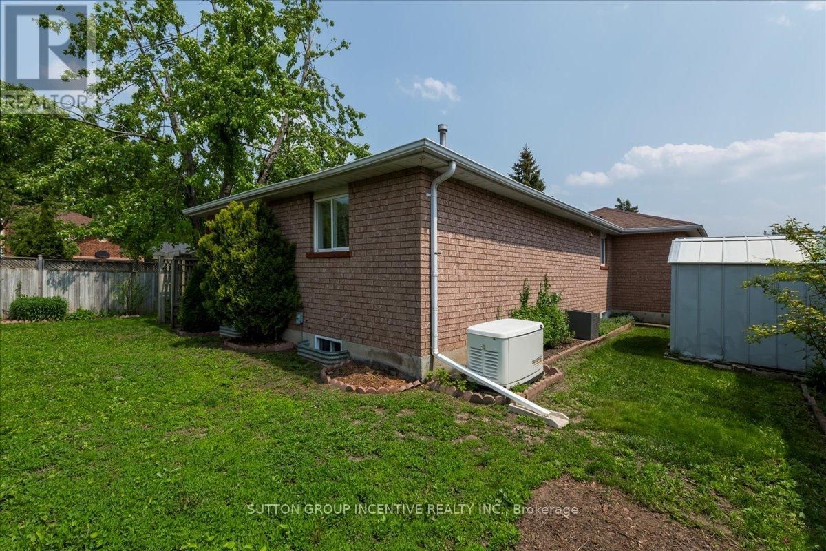 290 CUNDLES ROAD WEST Image 20