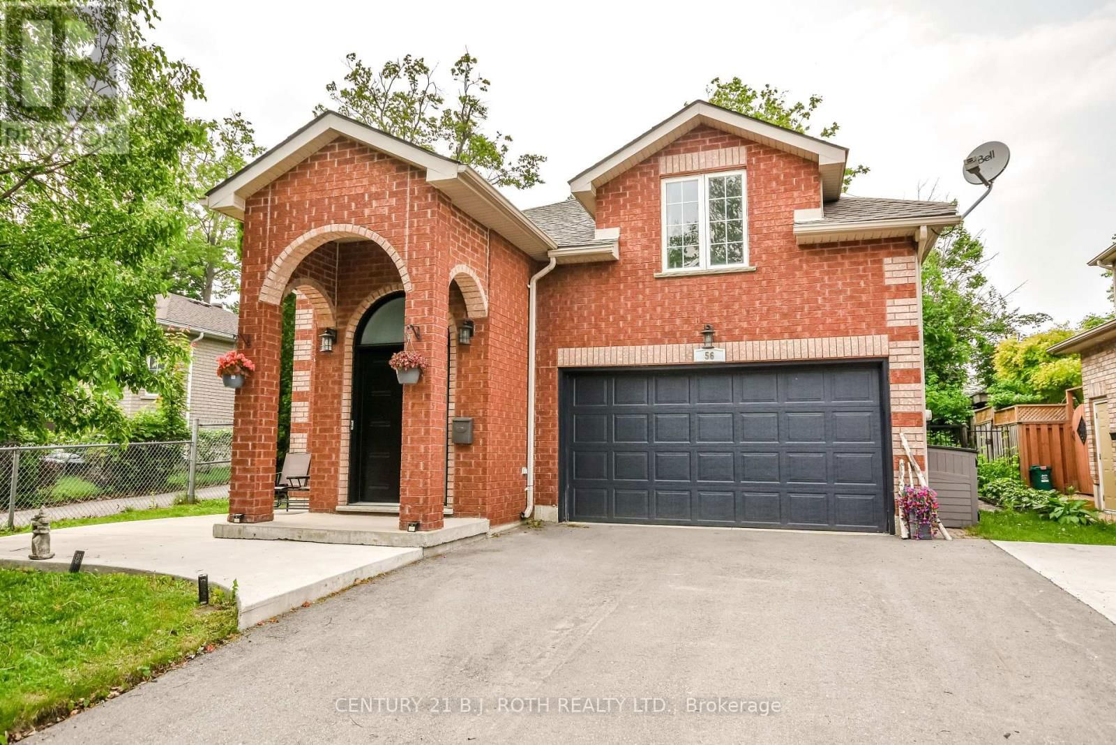 56 MONIQUE CRESCENT Image 2