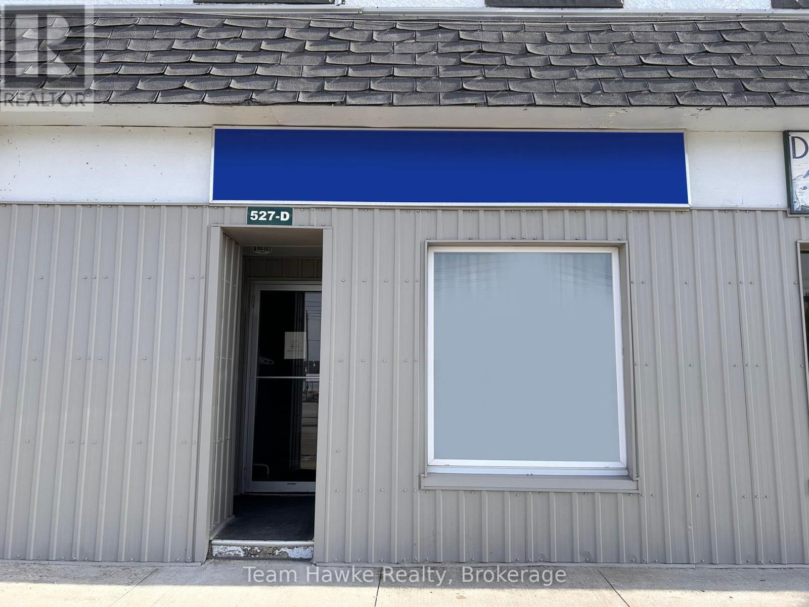 527D - 521 BAY STREET Image 3