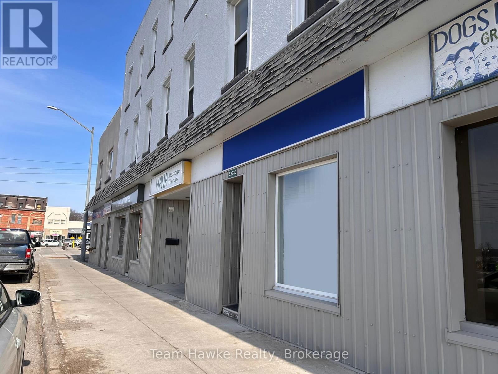 527D - 521 BAY STREET Image 4