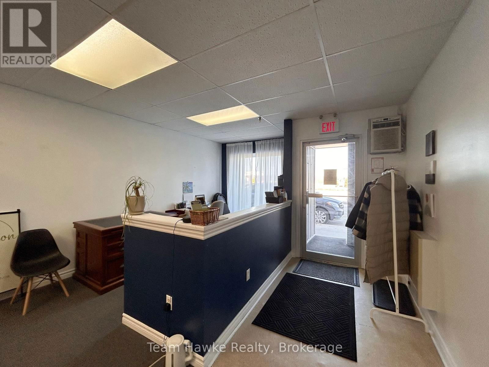 527D - 521 BAY STREET Image 5