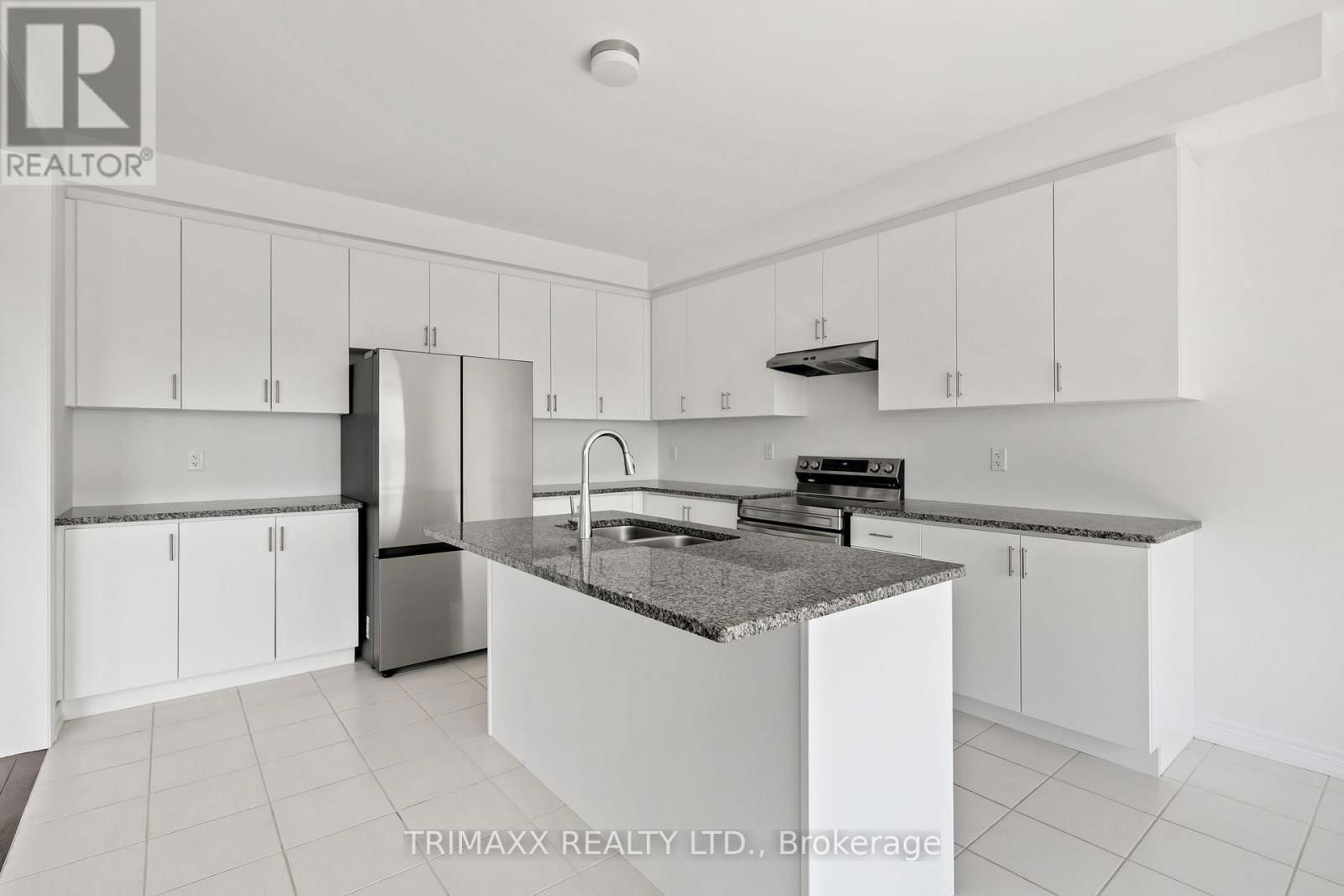 22 KINGSBURY TRAIL Image 16