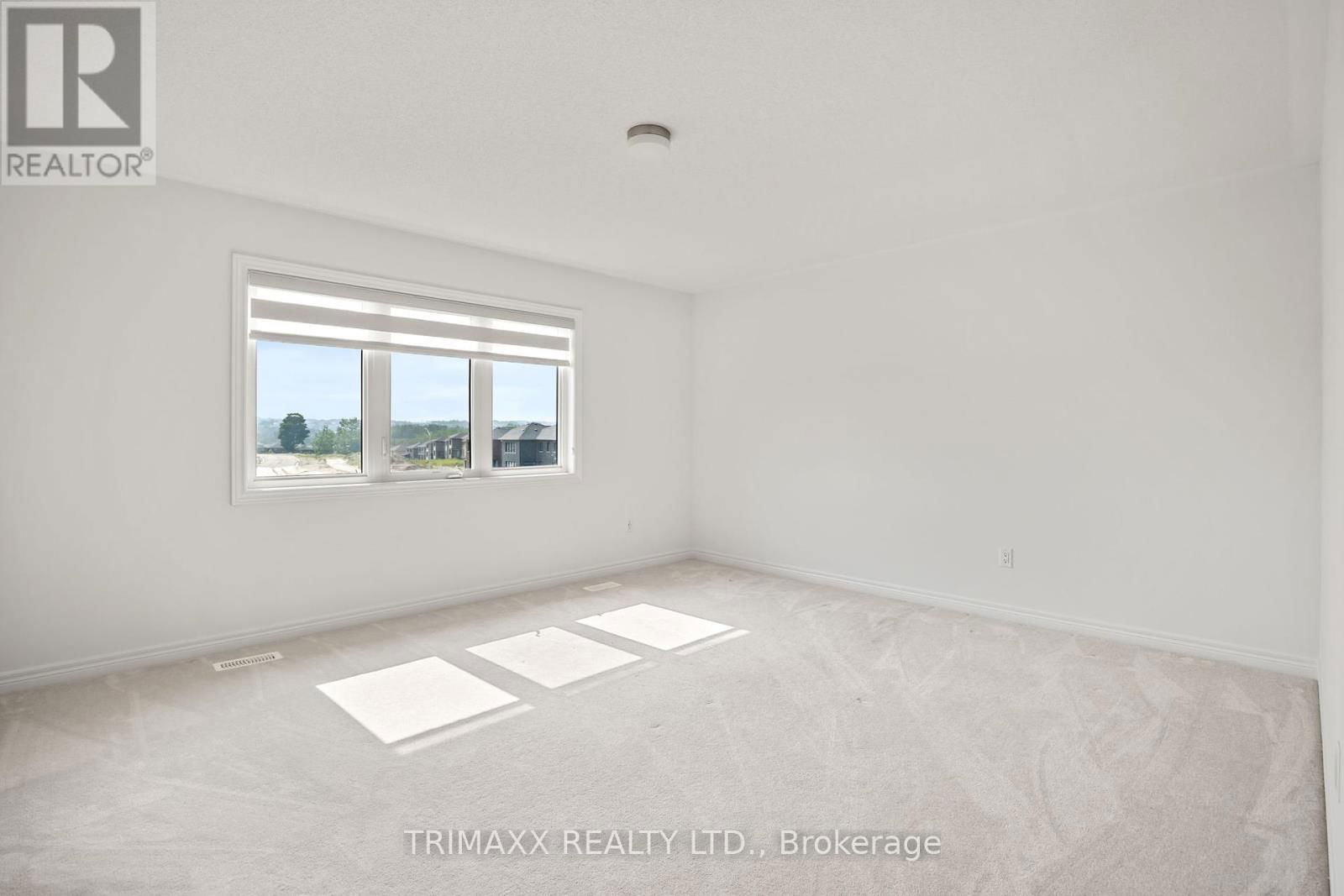22 KINGSBURY TRAIL Image 21