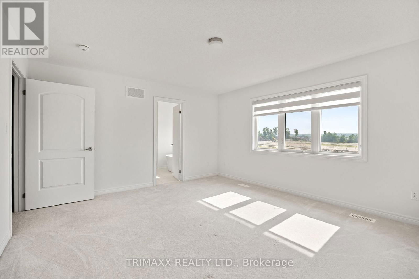 22 KINGSBURY TRAIL Image 22