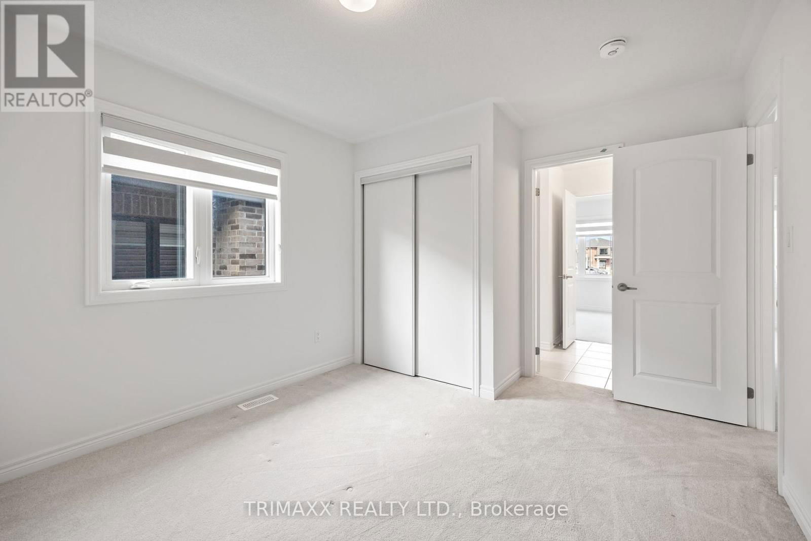 22 KINGSBURY TRAIL Image 28