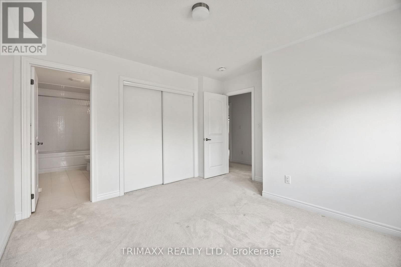 22 KINGSBURY TRAIL Image 32