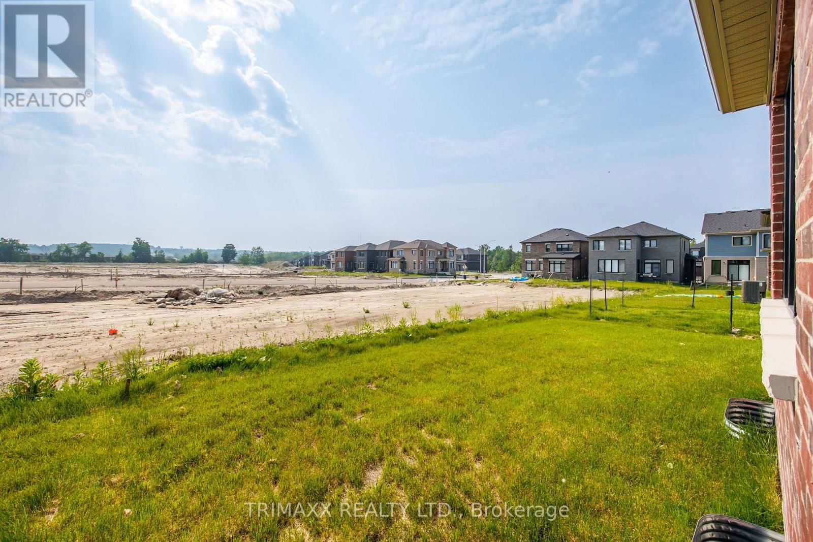 22 KINGSBURY TRAIL Image 41